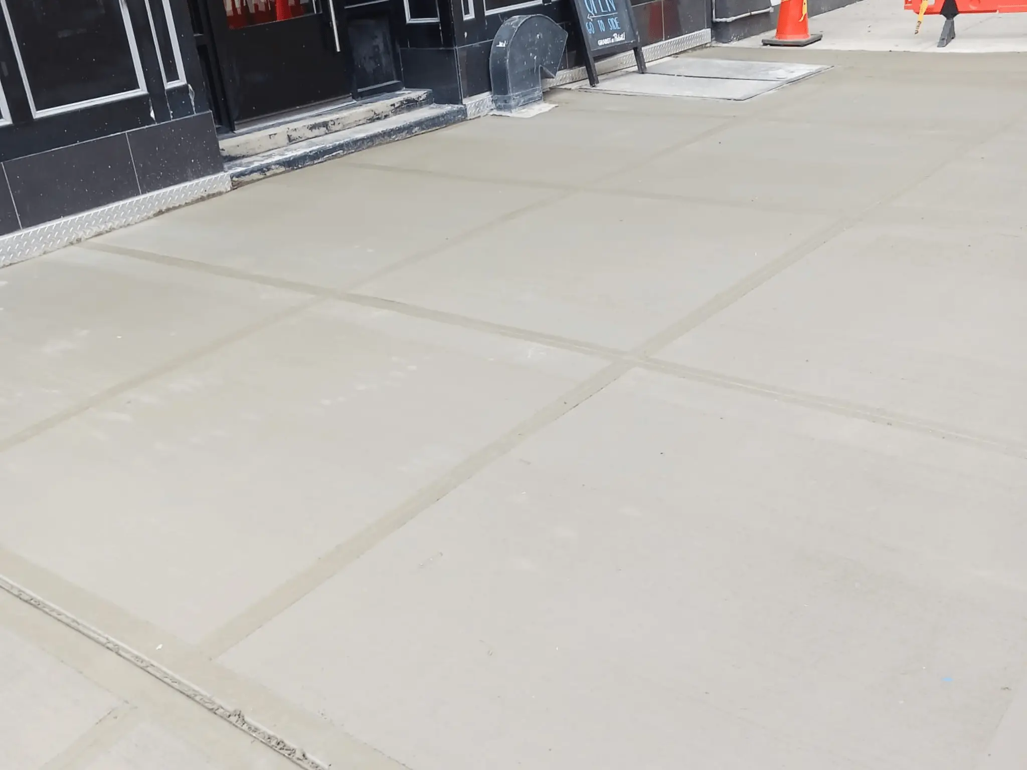 ADA-Compliant-Sidewalks-1--Building-Inclusivity-with-ADA-Compliant-Sidewalks